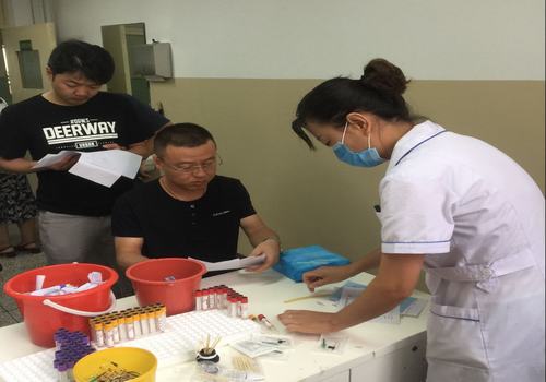 設備備租賃中心組織員工進行“關愛身心”健康體檢