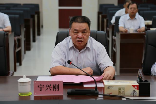 建設集團與渭南市臨渭區舉行簽約儀式