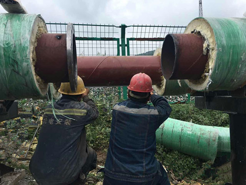 機電安裝公司雙龍項目部礦區供暖工程“送溫暖”