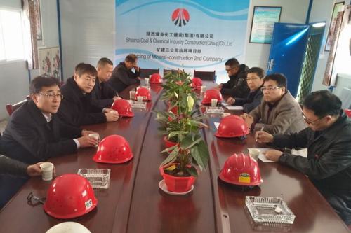 建設集團副總經理王明智一行檢查礦建二公司冶坪項目