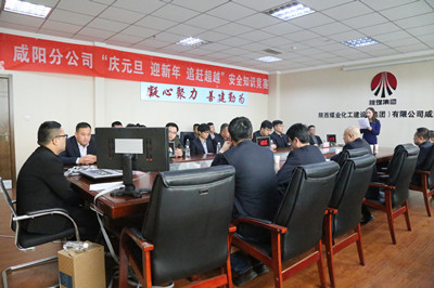 將士齊上陣     勇闖關