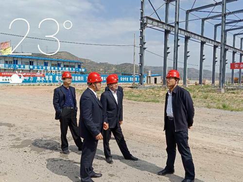 彬長集團趙文革深入生產服務中心二期項目檢查指導工作