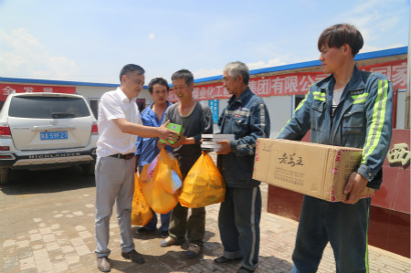 陜煤建設(shè)機電安裝公司啟動“送清涼、查隱患、保安康”活動