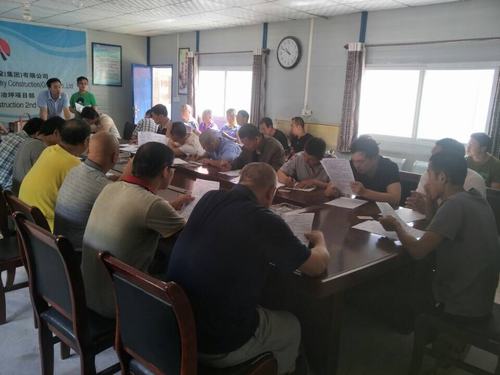 陜煤建設(shè)礦建二公司規(guī)范勞務(wù)用工降低企業(yè)風(fēng)險(xiǎn)