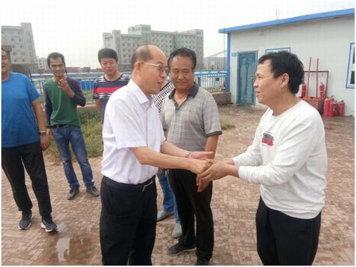 陜煤建設掘進公司：曹家灘項目部喜迎甲方防暑慰問組