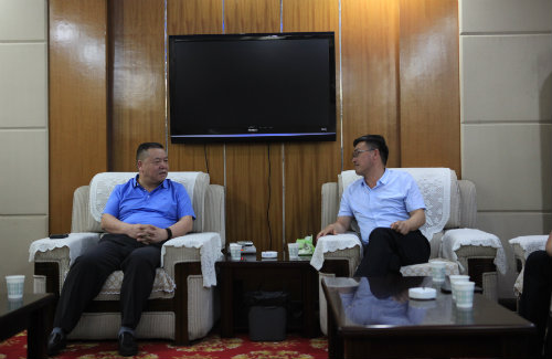 寧興剛一行赴崔家溝煤礦進行項目對接