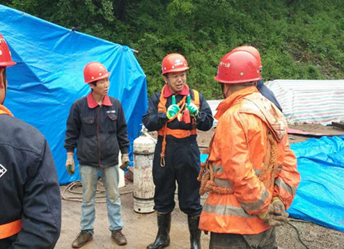 以月促年重實效  精心組織創新高