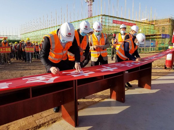 寧興剛對陜北項目及安全工作進行調研