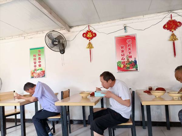 陜煤建設(shè)洗選煤運營公司：一谷一米千滴汗 拒絕浪費傳美德