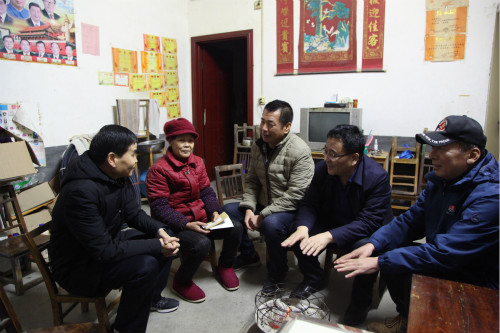 公司領導王明智、楊讓順到對口扶貧村慰問走訪