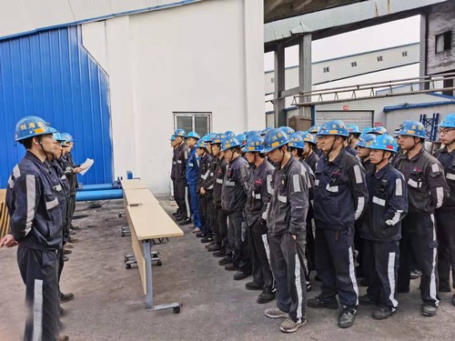 陜煤建設(shè)洗選煤運營公司紅柳林洗煤廠項目部：不辭勞苦干勁足，齊心協(xié)力保檢修