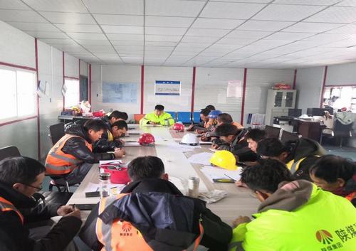 陜煤建設銅煤公司第十六項目部冬日奮戰一線施工忙