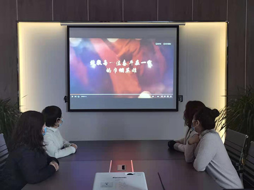 陜煤建設川耀公司開展“巾幗綻芳華，感受她力量”三八節主題活動