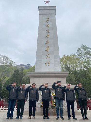 陜煤建設銅煤公司第十六項目部黨支部開展“解讀紅色記憶，汲取紅色力量，勇擔時代使命”主題黨日活動