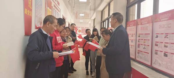 陜煤建設韓城分公司機關黨支部開展“百年黨史 紅色經典誦讀”活動