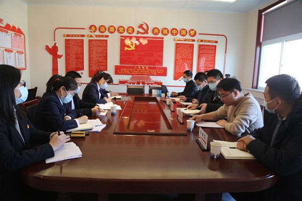 陜煤集團黨支部標準化督導組蒞臨機電安裝公司機關黨支部進行督導檢查