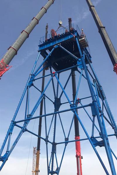 陜煤建設(shè)礦建二公司第三項(xiàng)目部進(jìn)風(fēng)立井井架順利安裝合攏