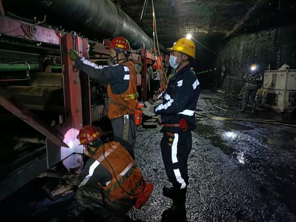 陜煤建設澄合分公司第二機電安裝隊：安全高效的48小時 為生產服務保駕護航