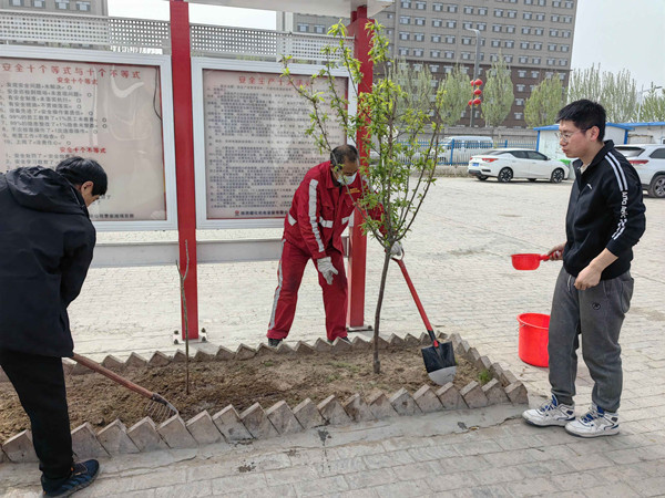 陜煤建設機電安裝公司曹家灘項目部真情打造“幸福家園”