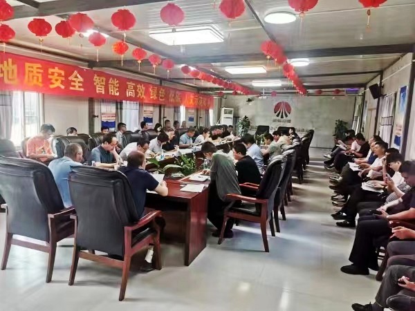 陜煤建設(shè)澄合分公司承建的西卓煤礦北翼總回風(fēng)、北翼回風(fēng)、措施巷管路安裝工程順利通過竣工驗(yàn)收