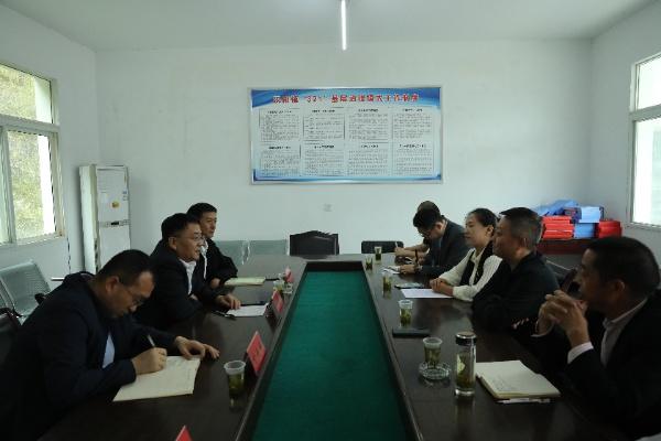 王明智到陜煤建設定點幫扶村開展鄉村振興調研