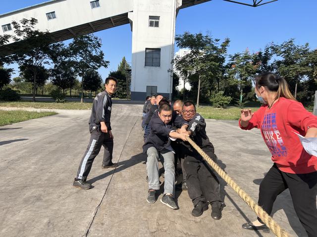 心的凝聚，力的較量