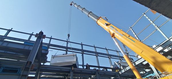 陜煤建設天工公司安裝三部順利完成主廠房大型設備吊裝工作