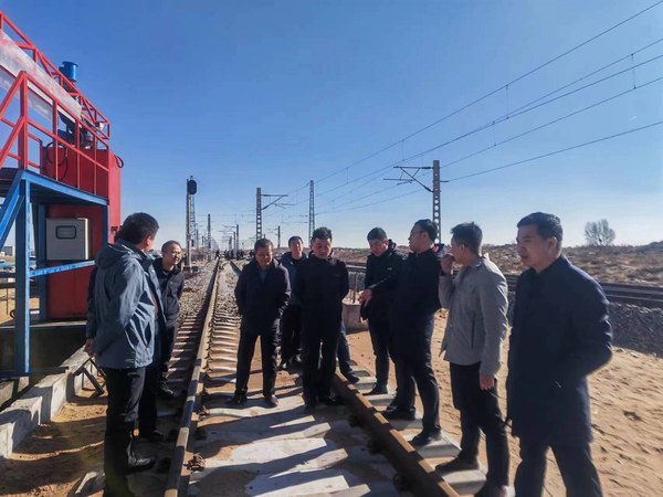 陜煤建設(shè)路橋分公司靖神鐵路孟紅聯(lián)絡(luò)線孟家灣至高家伙場(chǎng)段順利通過(guò)初步驗(yàn)收