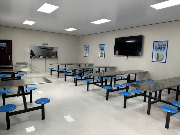 陜煤建設機電安裝公司：翻新“兩堂一舍”溫暖職工心