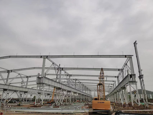 陜煤建設漢中分公司漢鋼新建中厚板工程項目掀起大干熱潮