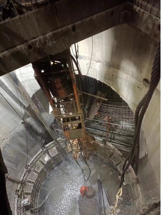 陜煤建設(shè)礦建二公司第三項(xiàng)目完成文家坡煤礦李家溝進(jìn)風(fēng)立井井筒馬頭門(mén)工程