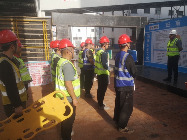 陜煤建設銅煤公司觸電演練進行時！