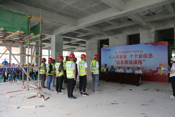 陜煤建設(shè)咸陽(yáng)分公司組織開展高處墜落應(yīng)急救援演練