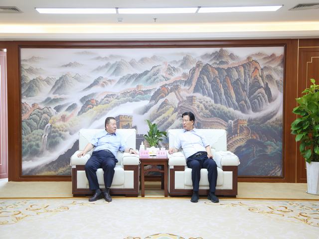 陜煤建設領導赴榆能集團拜訪交流