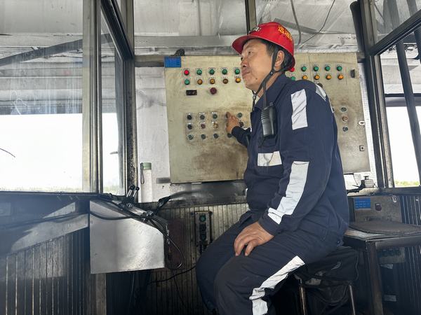 陜煤建設(shè)洗選煤運(yùn)營(yíng)公司澄合山陽(yáng)運(yùn)營(yíng)項(xiàng)目部:高溫下的堅(jiān)守—他們的“炎值”閃閃發(fā)光!