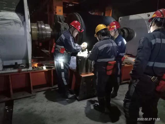 陜煤建設韓城分公司踐行“四個倡導”見實效之倡導做一名創新型實干型管理者