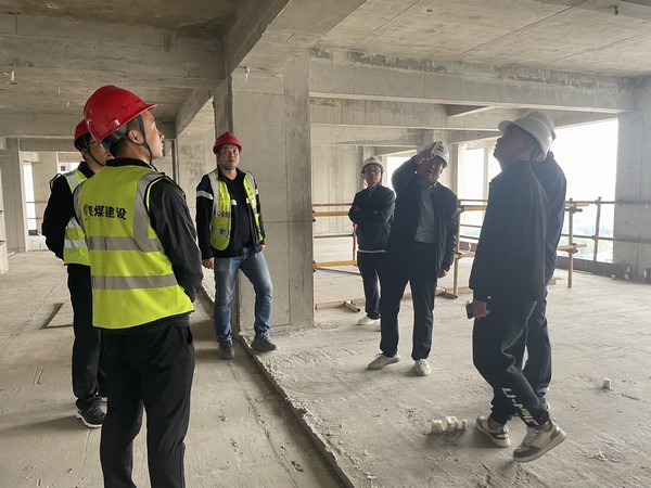 陜煤建設銅煤公司第二項目部與陜煤建設西北分公司加強精細化對標,共同提升項目管理水平