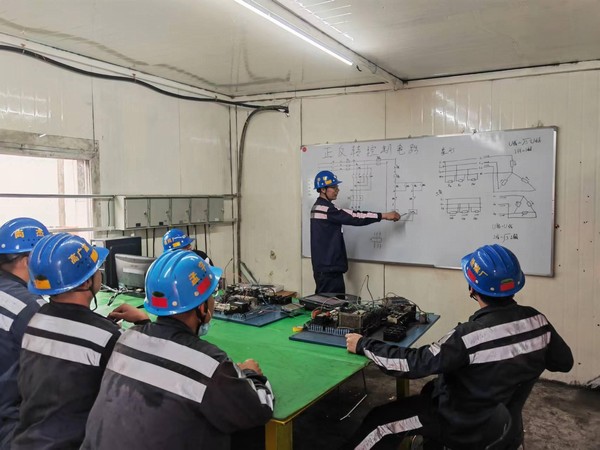 陜煤建設洗選煤運營公司紅柳林洗煤廠項目部: 金秋碩果迎豐收 “排查+考核”強基礎