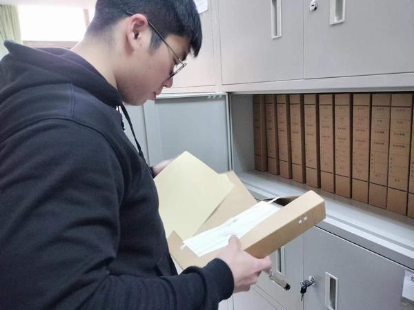 陜煤建設(shè)煤礦運營服務(wù)分公司:規(guī)范檔案管理工作 夯實檔案管理根基