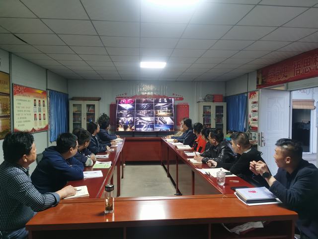 陜煤建設韓城分公司土建十二項目部：“四化同步”擰緊“安全閥”