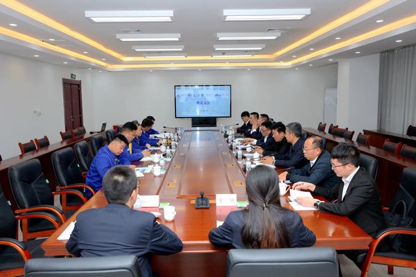 陜煤建設(shè)赴新疆天業(yè)集團(tuán)交流洽談