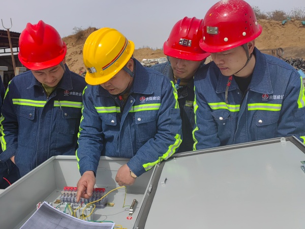 陜煤建設(shè)機(jī)電安裝公司：穩(wěn)崗補(bǔ)貼助企穩(wěn)航，技能補(bǔ)貼激勵前行