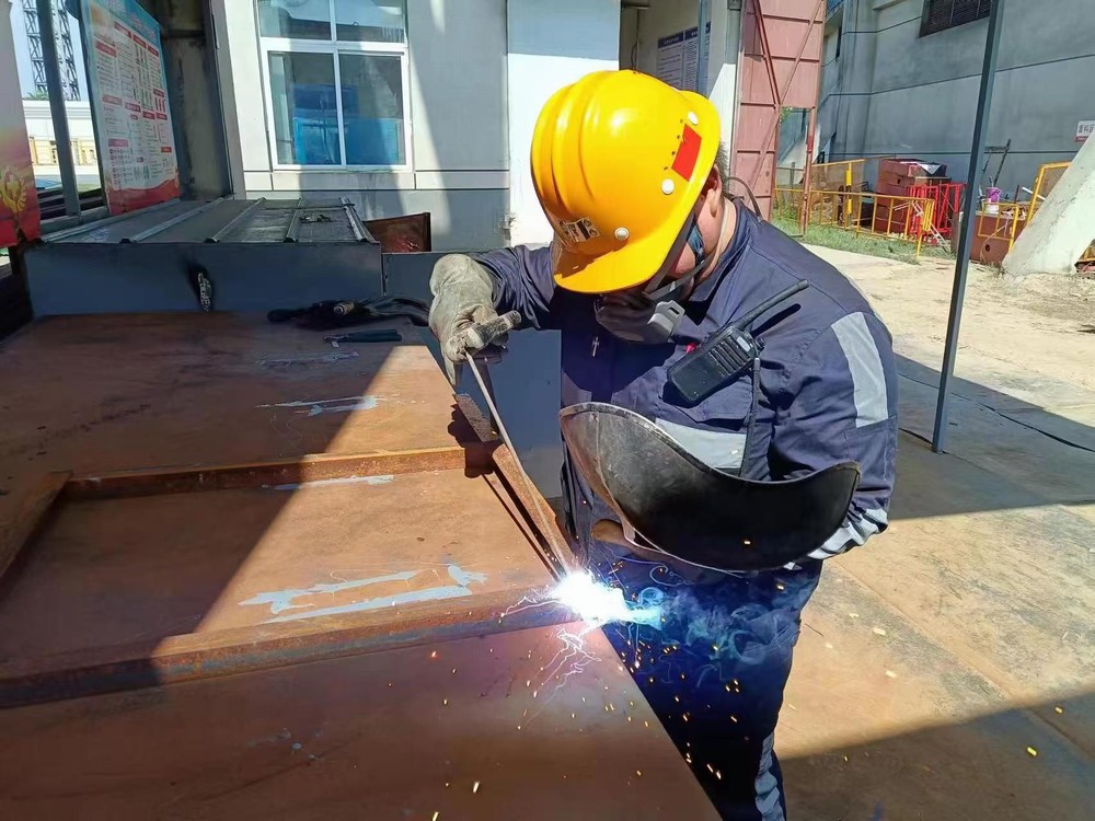 陜煤建設洗選煤運營公司神渭蒲城運營項目部：“一線奮斗者” 平凡崗位彰顯責任擔當