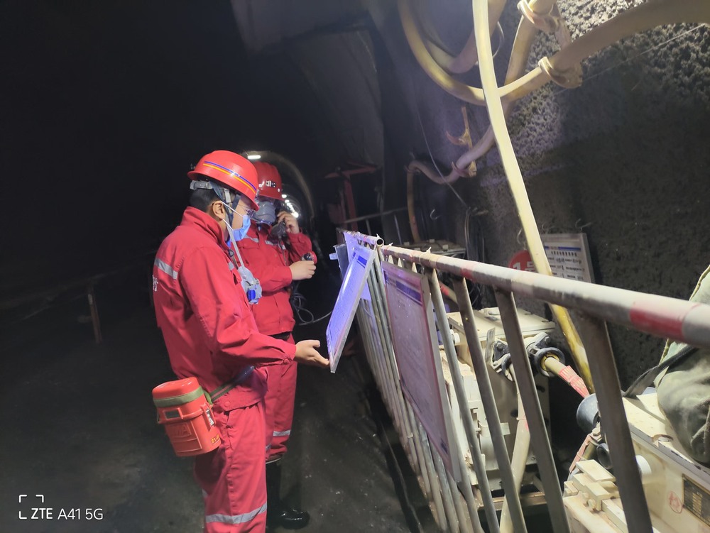 陜煤建設(shè)礦建二公司大力開(kāi)展冬春消防安全專項(xiàng)整治活動(dòng)