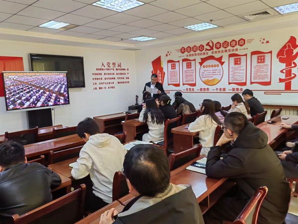 陜煤建設(shè)煤礦運營服務(wù)分公司：“青”廉出擊 系緊干事“風(fēng)紀(jì)扣”