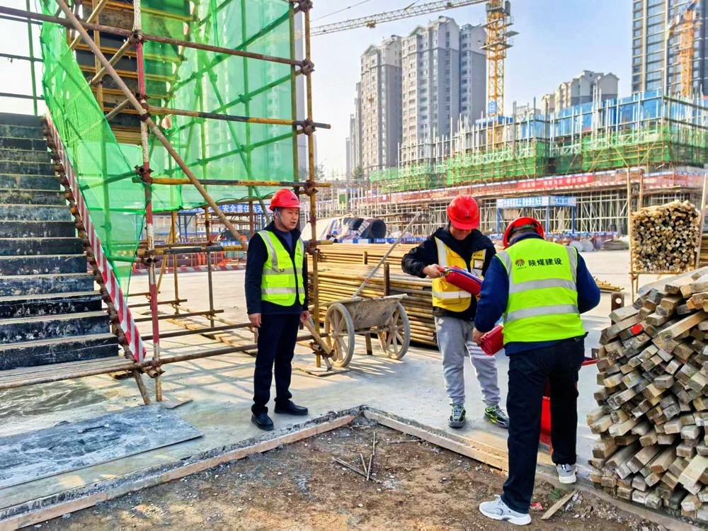 陜煤建設銅煤公司：開展春季消防“體檢”筑牢安全生產“防火墻”