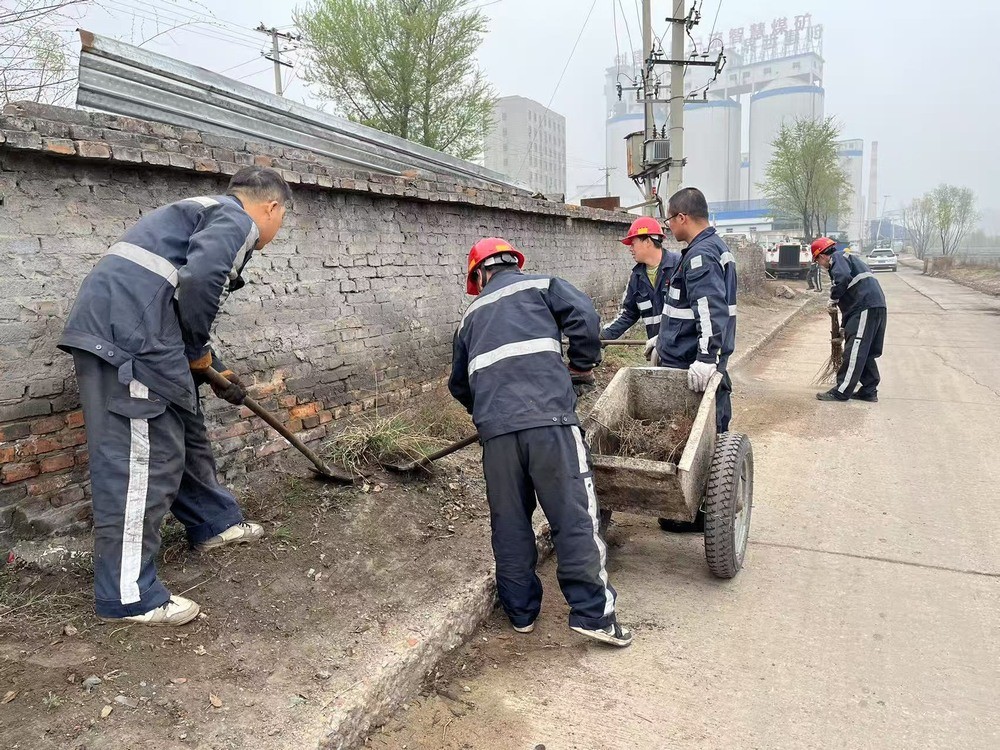 陜煤建設(shè)韓城分公司張家峁項(xiàng)目部：奏響工地潔美“進(jìn)行曲” 共繪愛(ài)國(guó)衛(wèi)生新圖景
