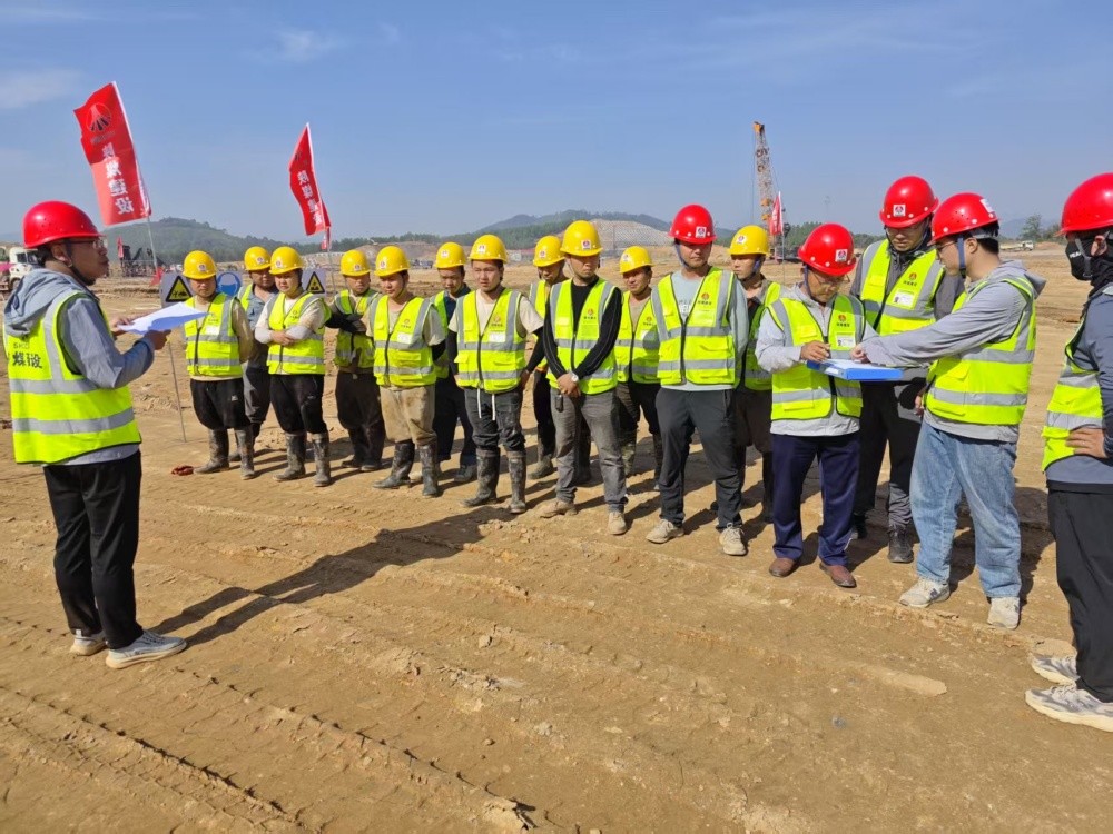 筑牢施工安全防線 夯實樁基施工根基