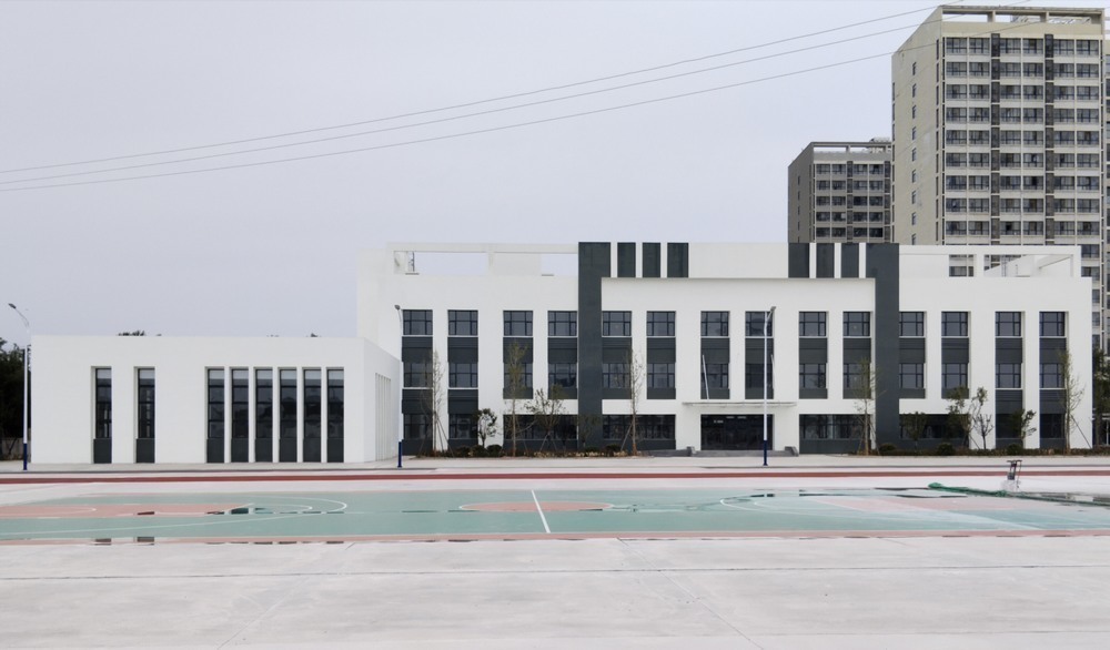 陜煤建設渭南分公司承建的彬長文家坡礦業公司消防救援基地項目順利通過竣工驗收