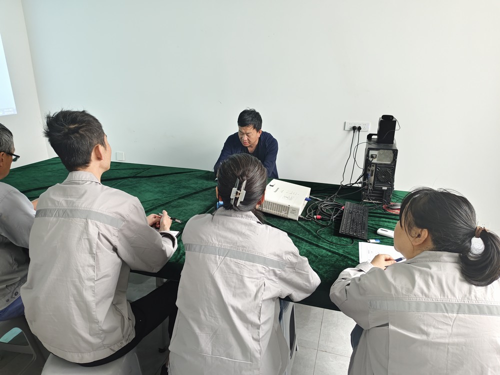 陜煤建設銅煤公司基層項目部“安全生產公開課”活力開講!